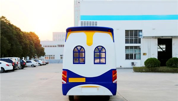 国内小朋友欢迎的C型房车，12.8万就能实现孩子的童话梦！