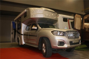 基于大通T60的皮卡硬顶旅居车，越野没说的