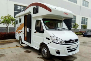 十一黄金假期，有房车快乐相伴